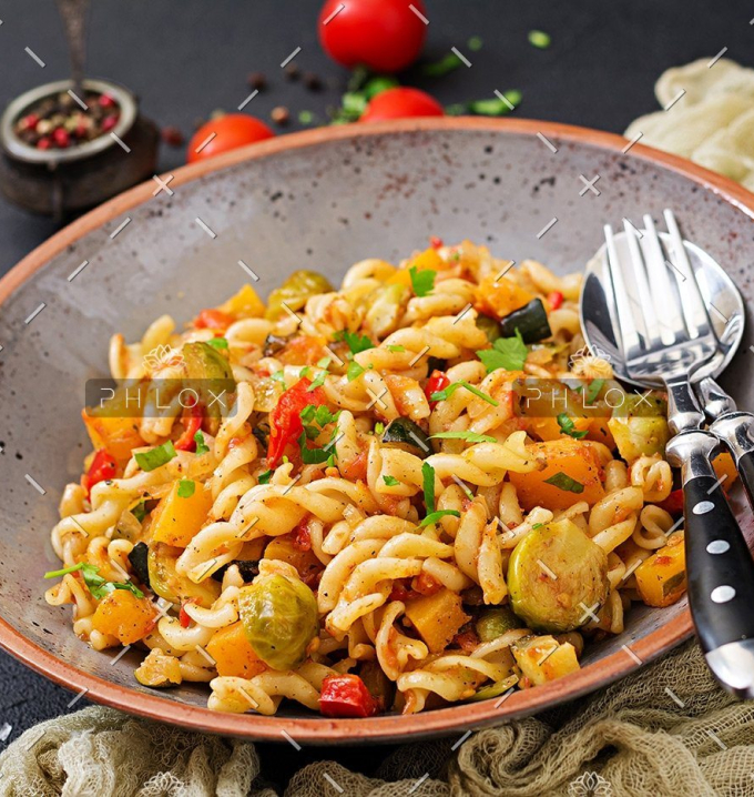 demo-attachment-91-vegan-fusilli-vegetable-paste-with-pumpkin-PX2FXCJ